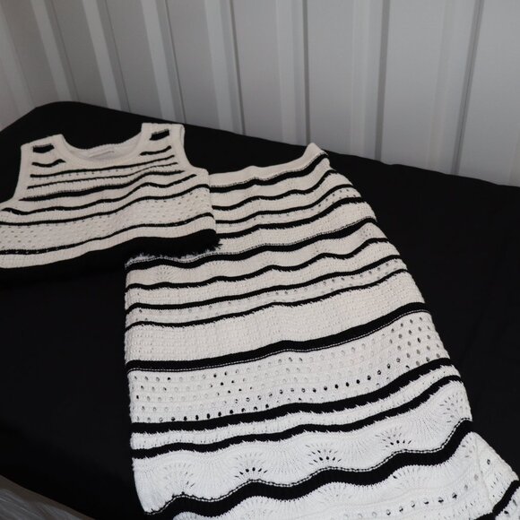 House of Harlow 1960 Two Piece Knit Top Skirt Set Black White Size Small** EUC - Picture 3 of 8